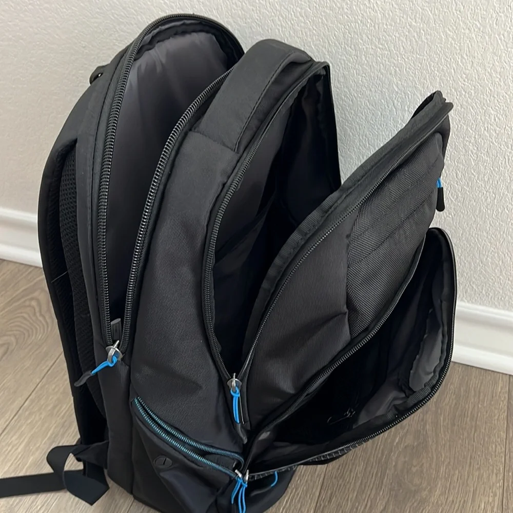 Durable 24L Targus Backpack for Travel or Everyday Carry